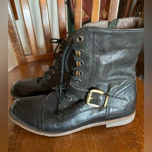 OTBT Women’s Hutchison Lace Up Ankle Boot, Black Size 6.5M